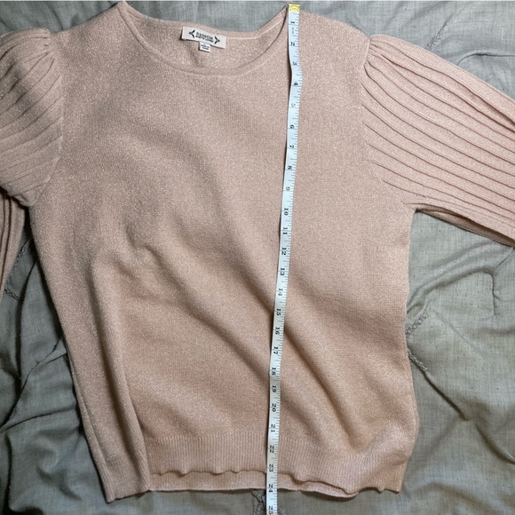 Nanette Lepore champagne pink metallic sweater with pleated sleeves - Picture 7 of 9